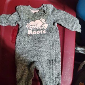 Roots onesie